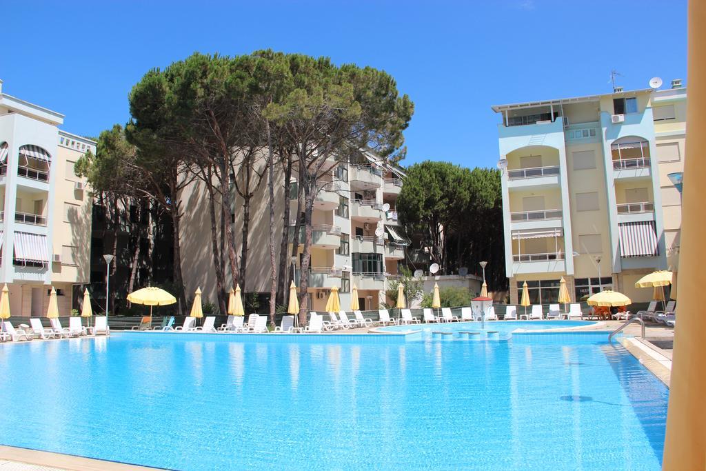 Golem Apartments Экстерьер фото