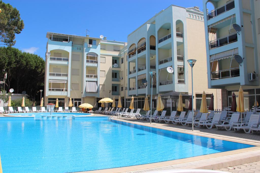 Golem Apartments Экстерьер фото
